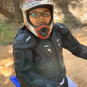 Meet your Posher, Adrian